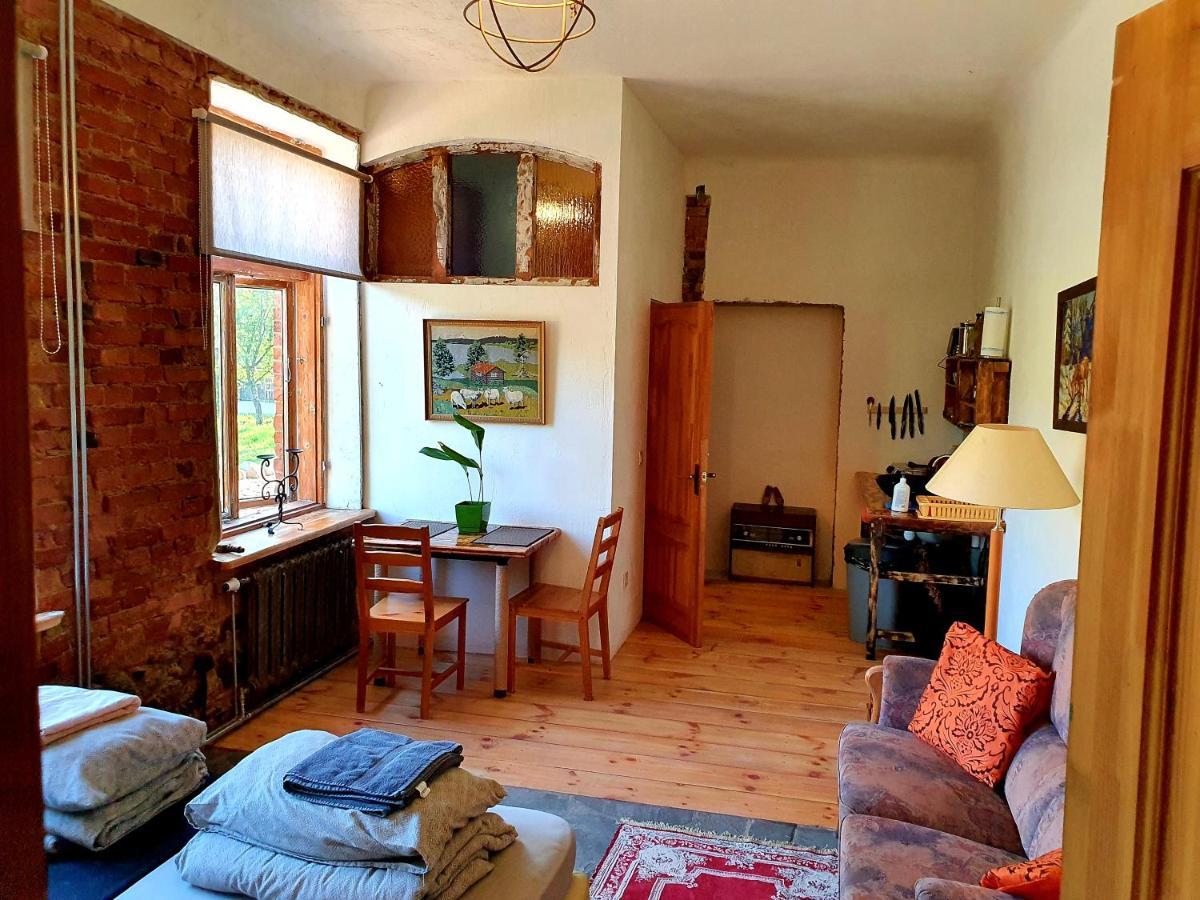 Appartement Butterfly House à Pāvilosta Extérieur photo